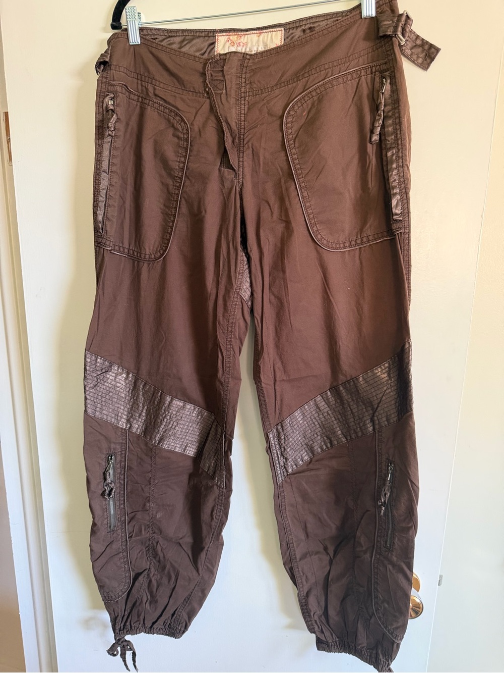 Women's cargo pants - vintage Abercrombie